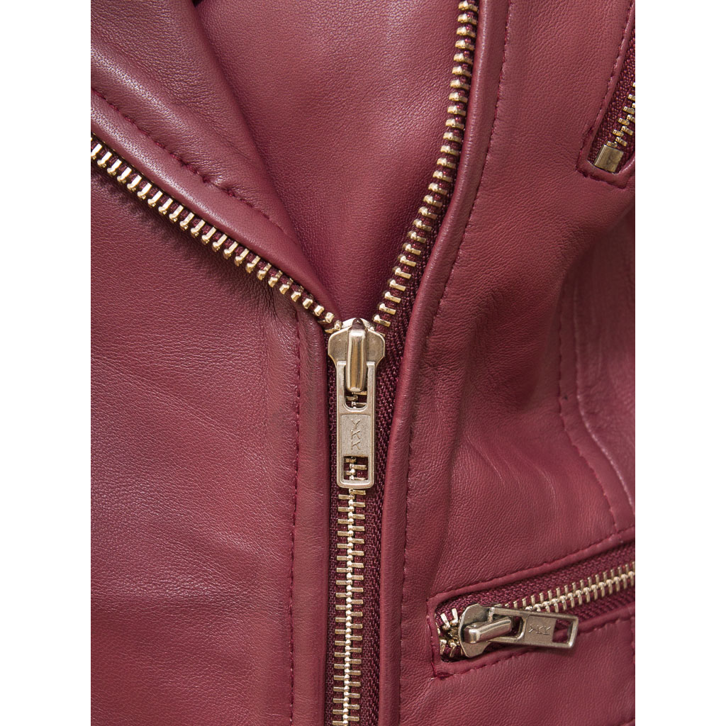 WOMEN'S BURGUNDY LEATHER BIKER JACKET: ELBA-3