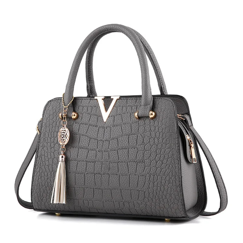 High Quality Women Crocodile Handbag V Letters Designer Large Capacity Shoulder Bags