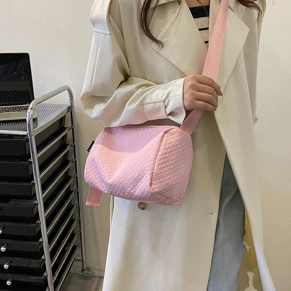 Large-capacity Shoulder Bag Women's Fashion Simple Commuter Messenger Tote Bag Handbags Pillow Shaped Satchel Bucket Bag