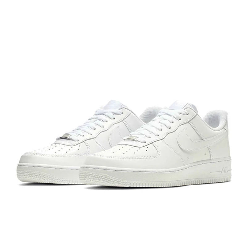 Nike Air Force 1 07 Mænd Kvinde Skateboarding Sko Klassikere Sort Hvid Ægte læder Skridsikre Komfortable Af1 løbesneakers