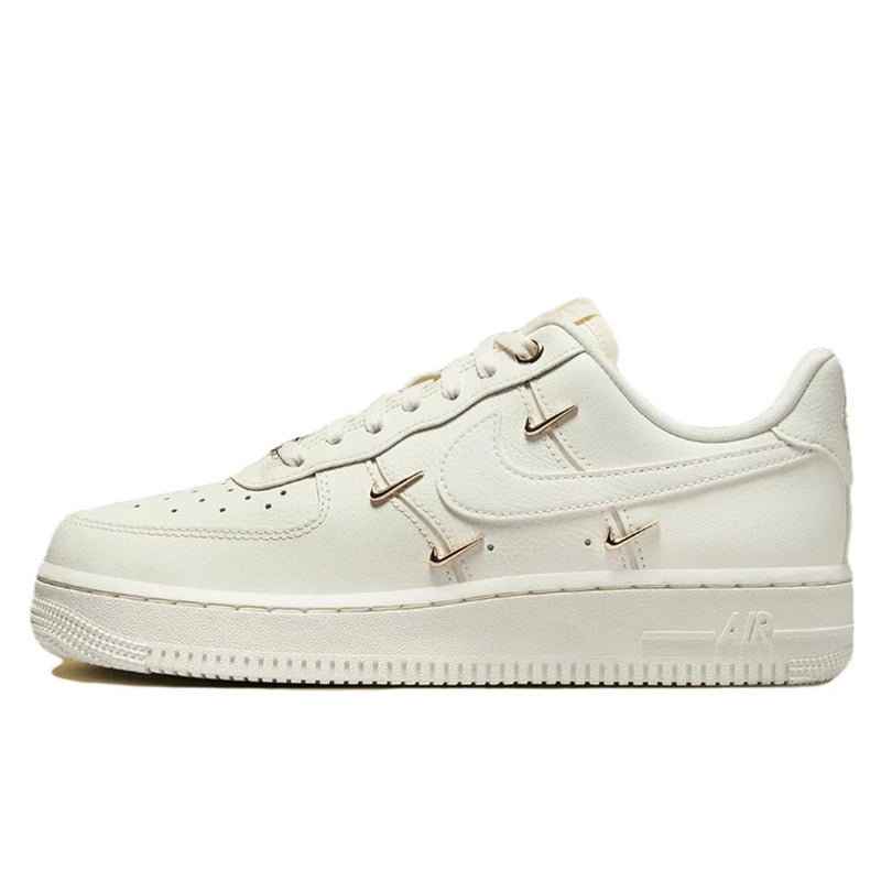 Nike Air Force 1 07 Mænd Kvinde Skateboarding Sko Klassikere Sort Hvid Ægte læder Skridsikre Komfortable Af1 løbesneakers