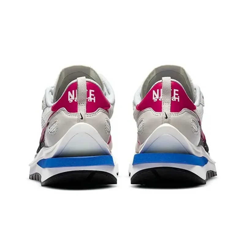 Sacai x Nike VaporWaffle royal fuchsia low-top sports and casual shoes for men and women, gray and white