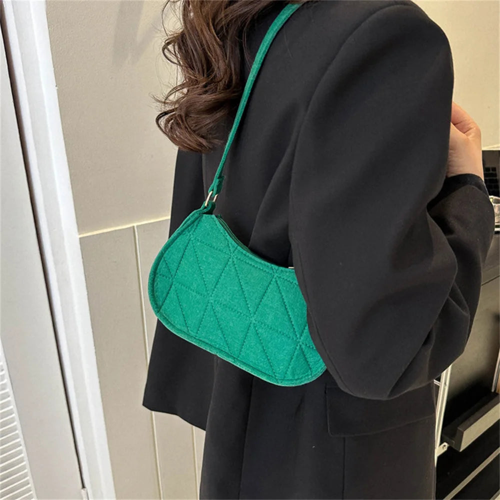 Fashion Felt Shoulder Bag Solid Color Mini Tote Bag Lightweight Casual Clutch Purse Women Girls Armpit Handbags Subaxillary Bag