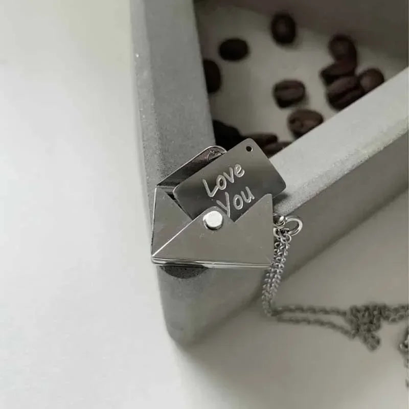 Stainless Steel Jewelry Confession Love You for Valentine Day Mother Day Gift